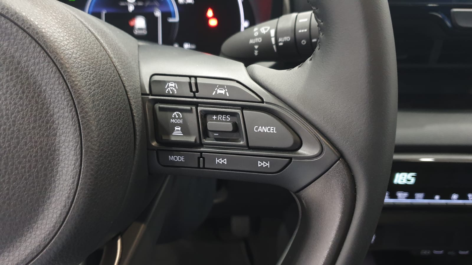 Mazda Mazda 2 HYBRID CVT HOMURA