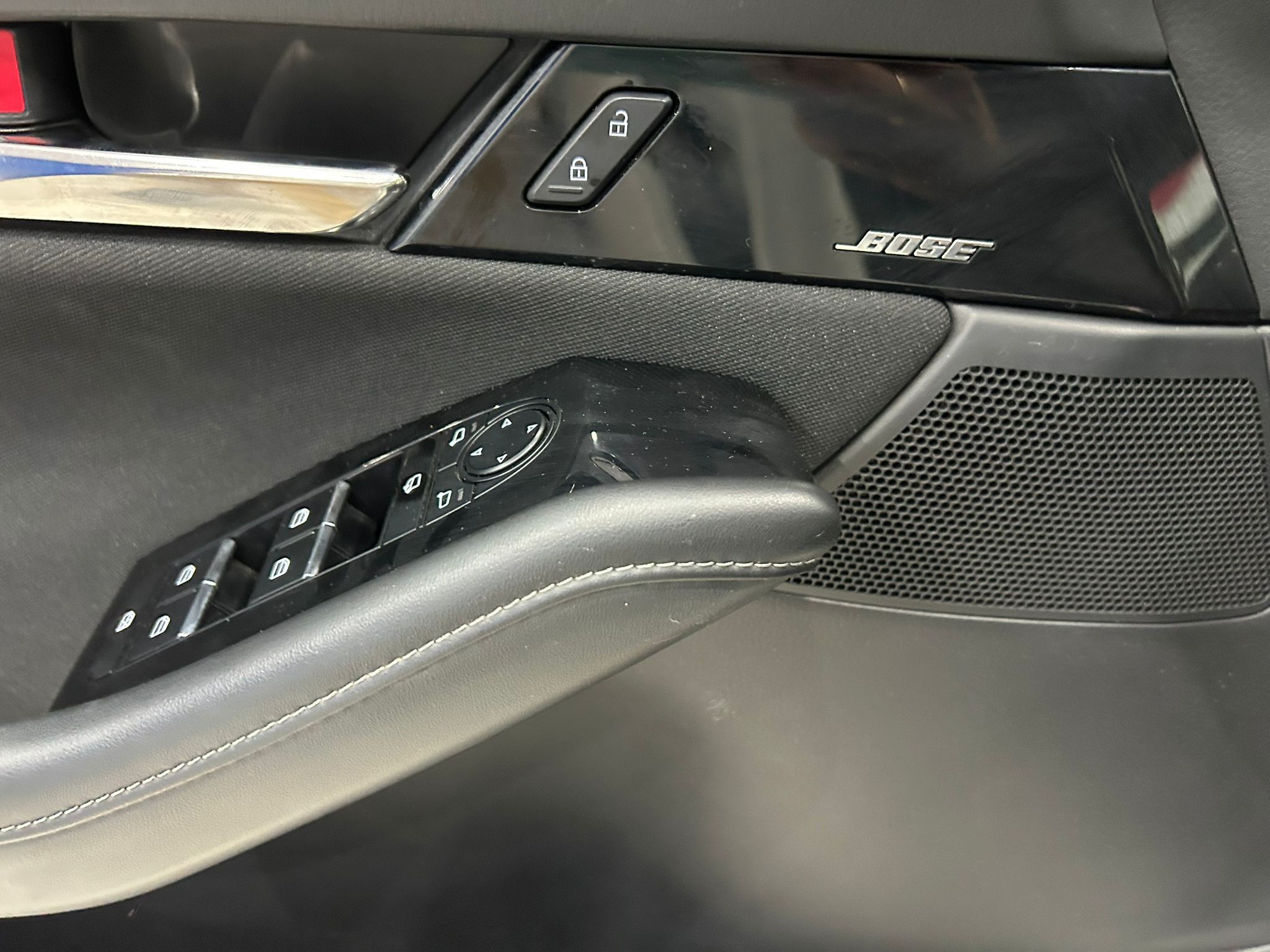 Mazda CX-30 E SKYACTIV X ZENITH AT 2WD PACK BOSE