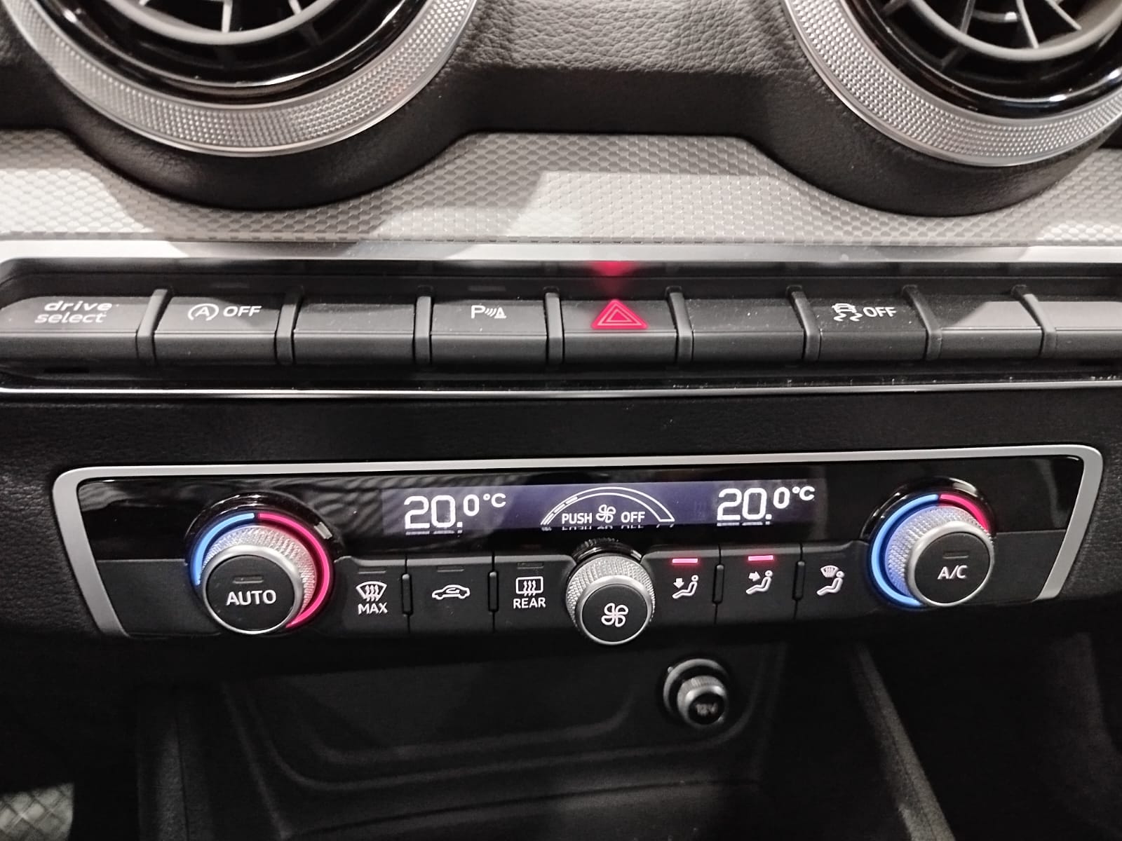 Audi Q2 S LINE 35TFSI S-TRONIC