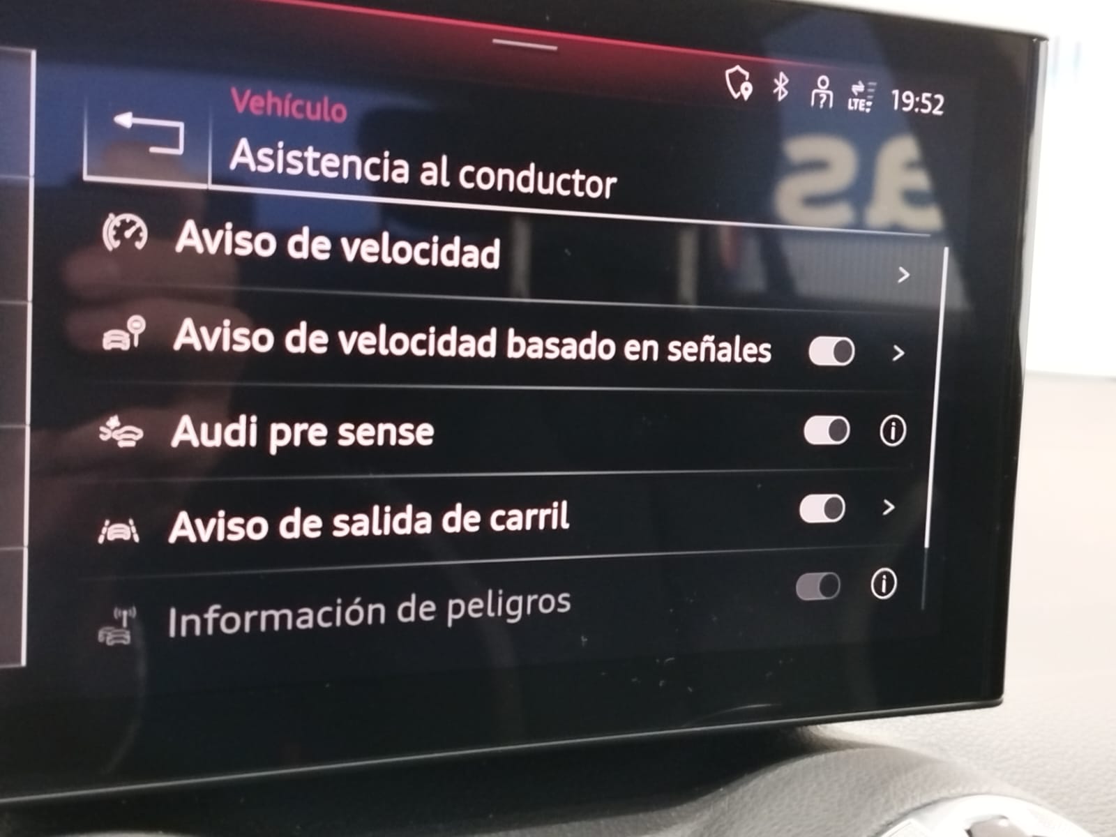 Audi Q2 S LINE 35TFSI S-TRONIC