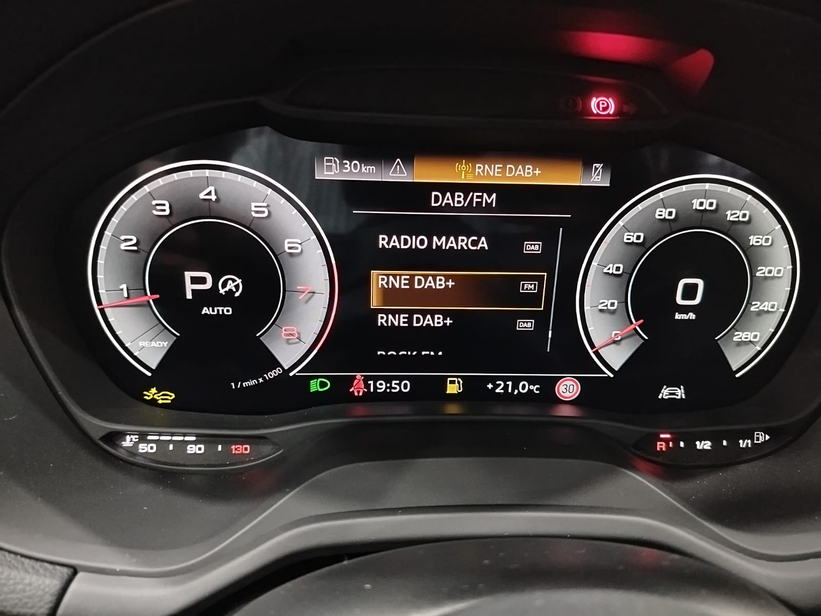 Audi Q2 S LINE 35TFSI S-TRONIC