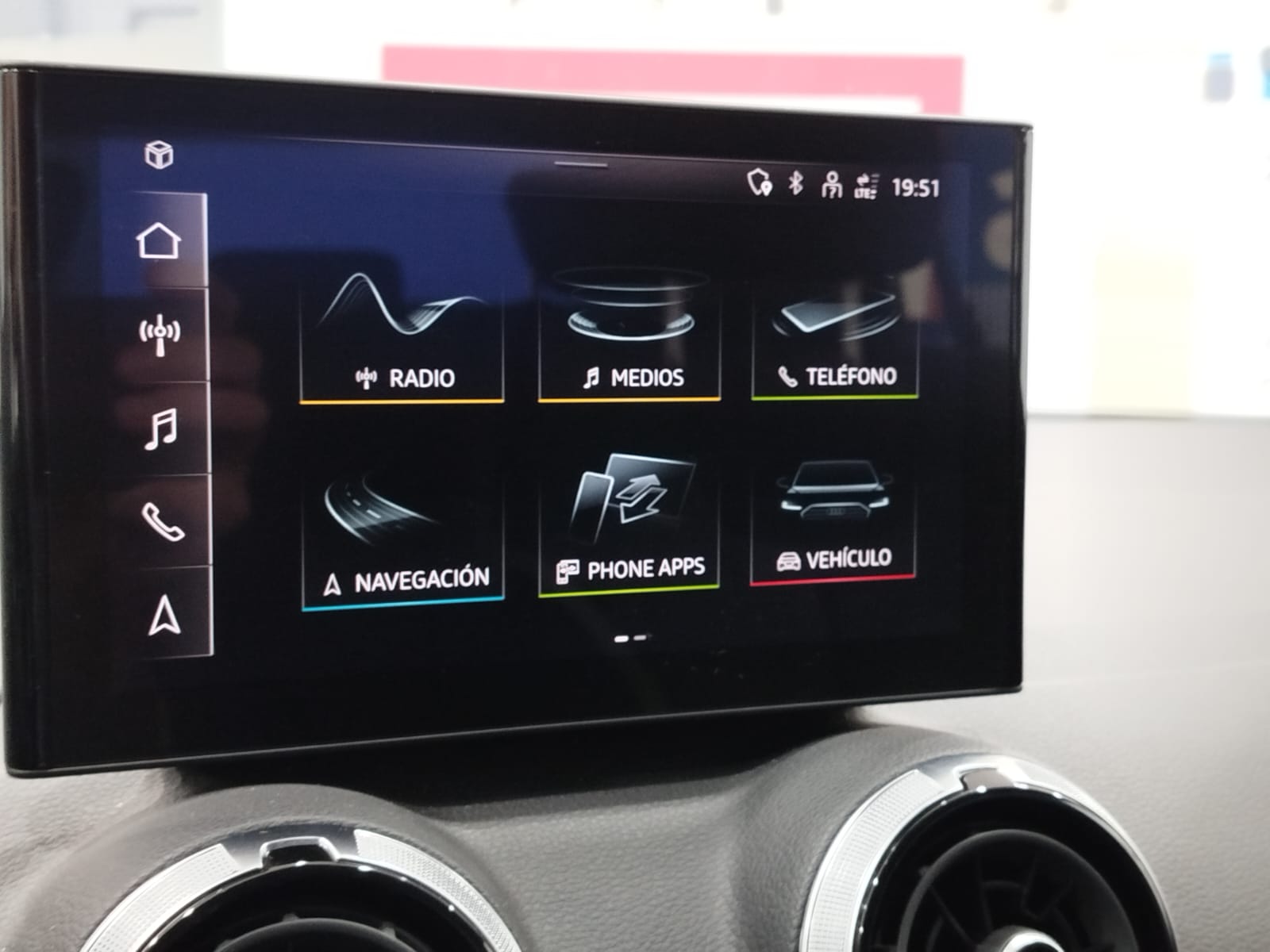 Audi Q2 S LINE 35TFSI S-TRONIC