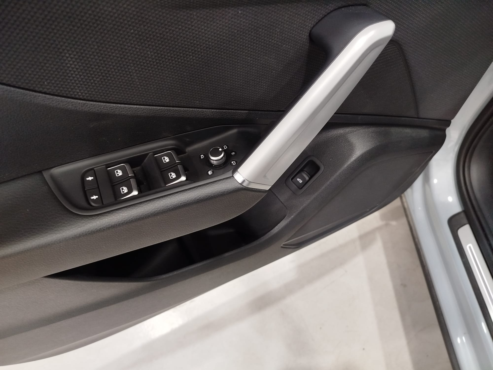 Audi Q2 S LINE 35TFSI S-TRONIC