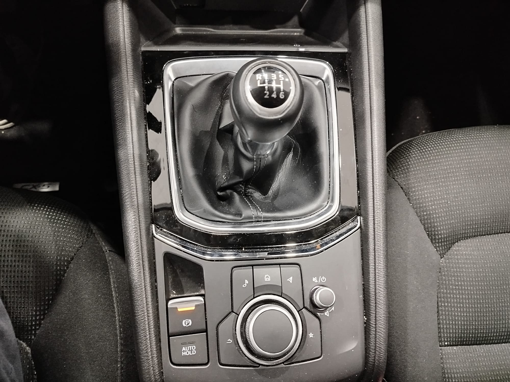 Mazda CX 5 E-SKYACTIV G MHEV ADVANTAGE